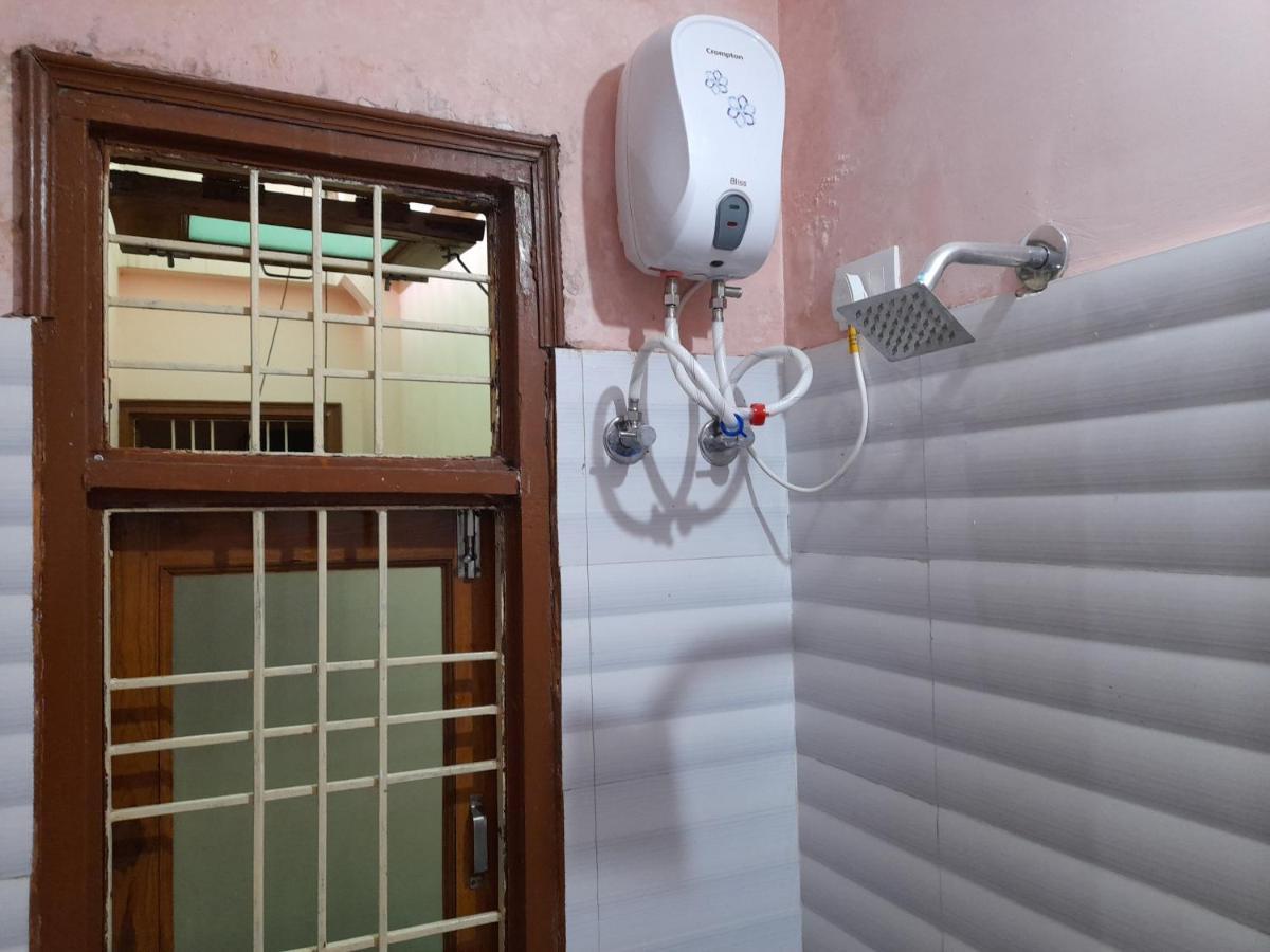 Govind Niwas Home Stay Gválijar Exteriér fotografie