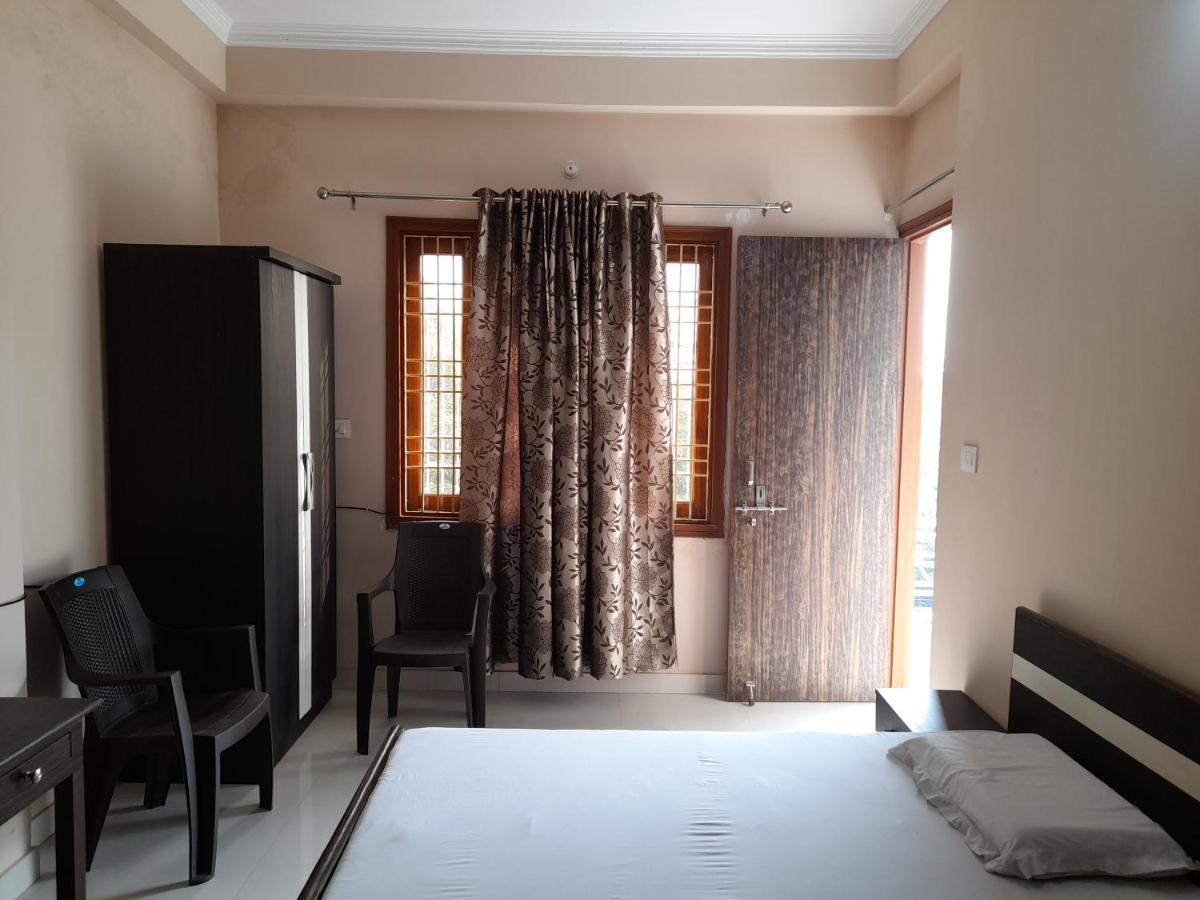 Govind Niwas Home Stay Gválijar Exteriér fotografie