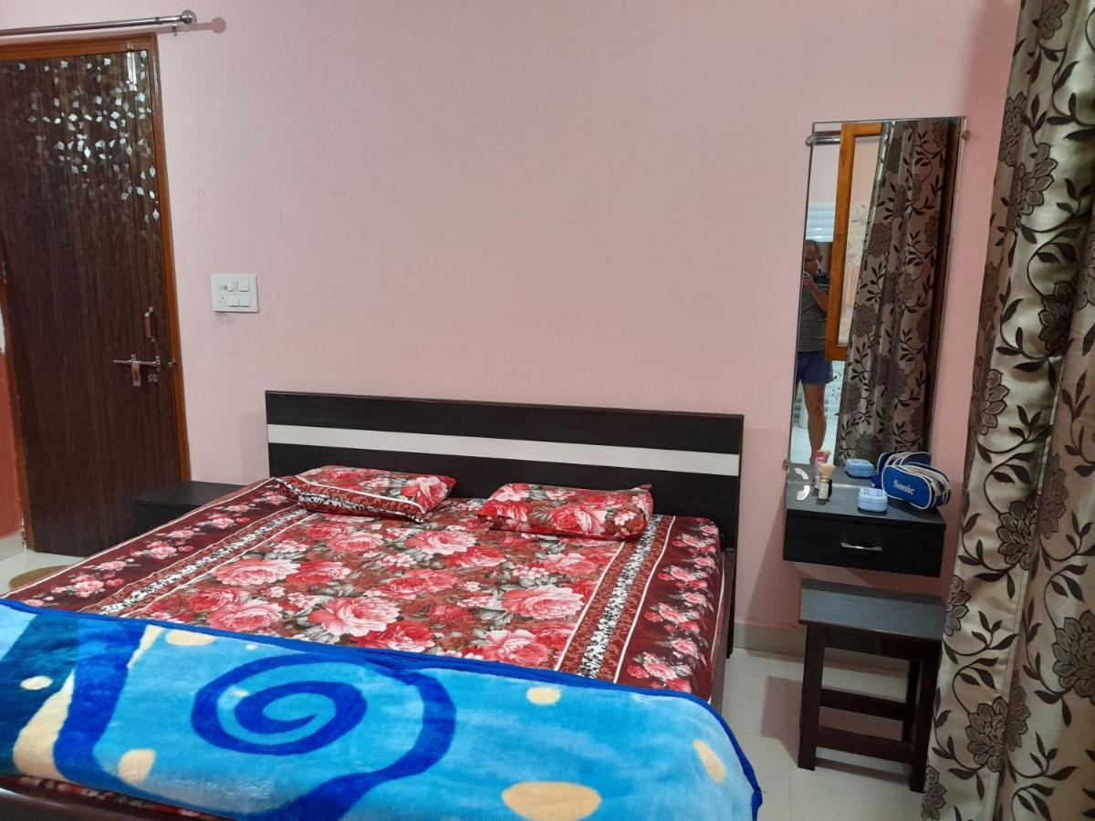 Govind Niwas Home Stay Gválijar Exteriér fotografie